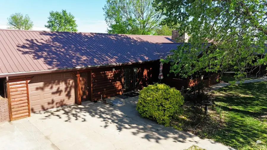 821 E Stockholm Street, White City, KS 66872 - Image #2