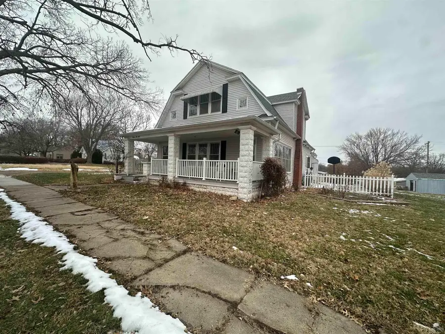 300 E 6th Street, Washington, KS 66968 - Image #2