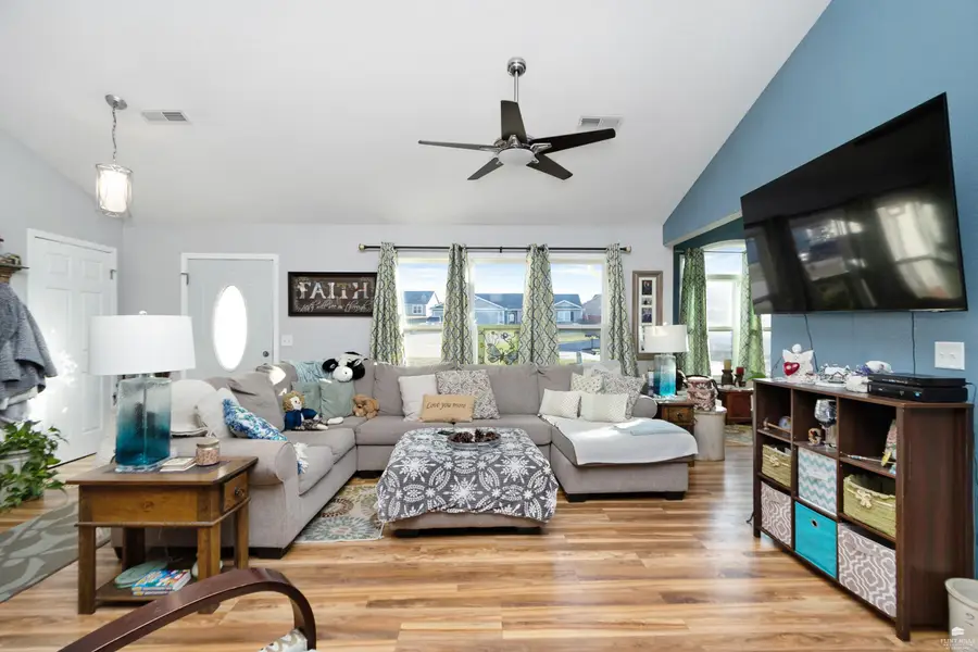 5410 Holden Court, Manhattan, KS 66502 - Image #2