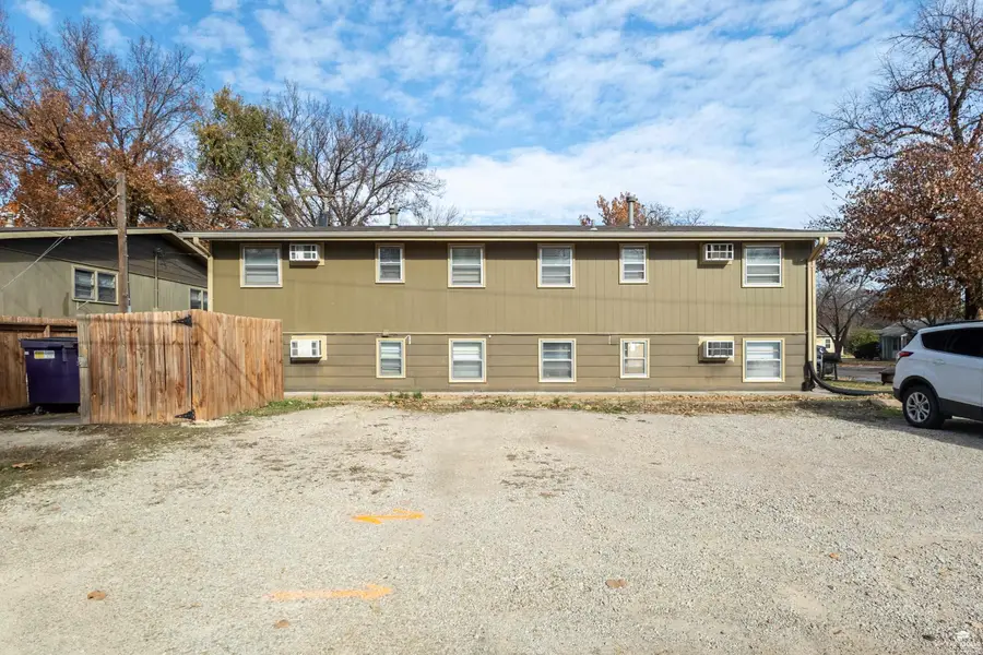 2103 Green Street, Manhattan, KS 66502 - Image #2