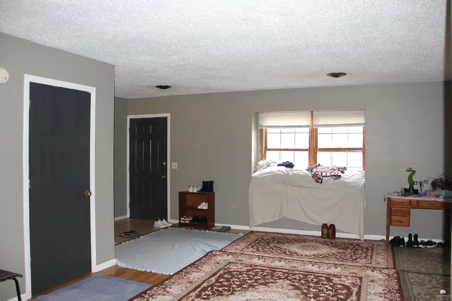 2558 Candle Crest, Manhattan, KS 66503 - Image #3