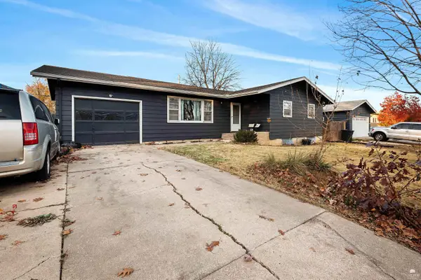 2412 Buena Vista, Manhattan, KS 66502