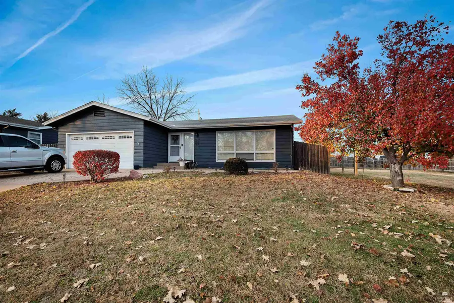 2408 Buena Vista, Manhattan, KS 66502 - Image #2