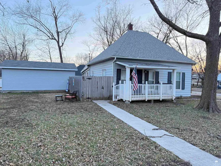 215 W Elm Street, Riley, KS 66531 - Image #2