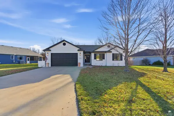 8636 Talon Drive, Manhattan, KS 66502