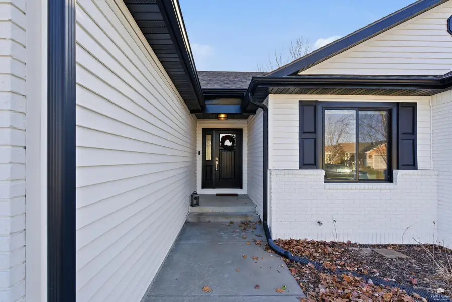 8636 Talon Drive, Manhattan, KS 66502 - Image #2