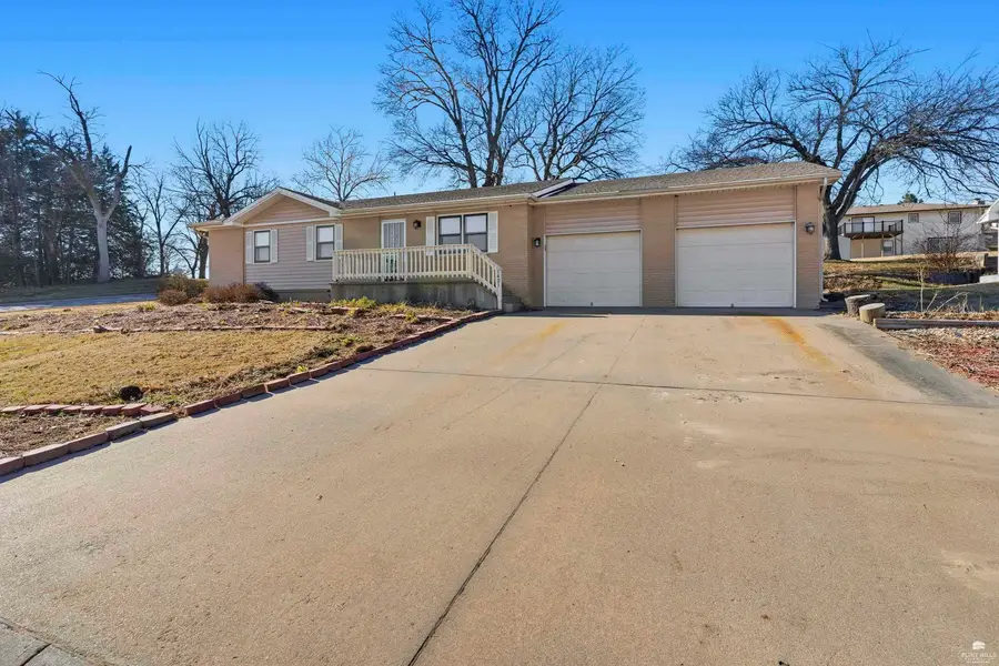 1401 Vine, Wamego, KS 66547 - Image #3