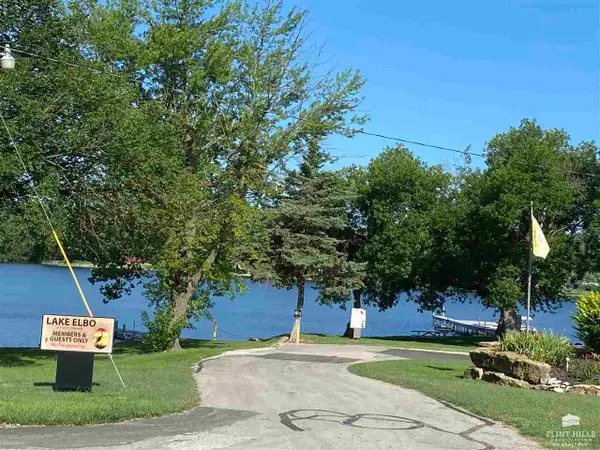 00000 Elbo Bluff Drive, Manhattan, KS 66502