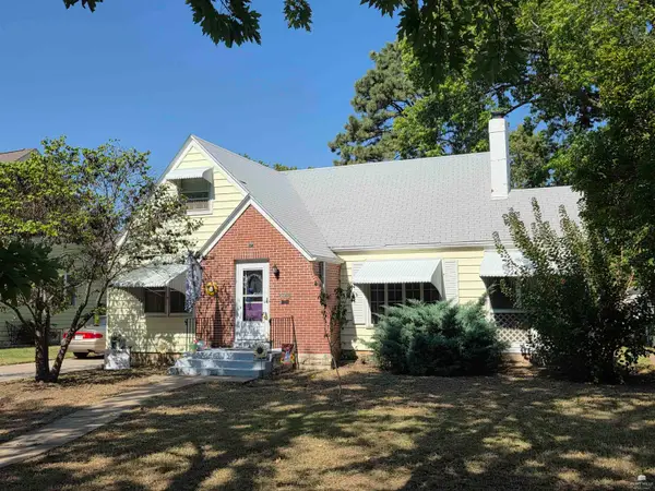 528 W Chestnut Street, Junction City, KS 66441