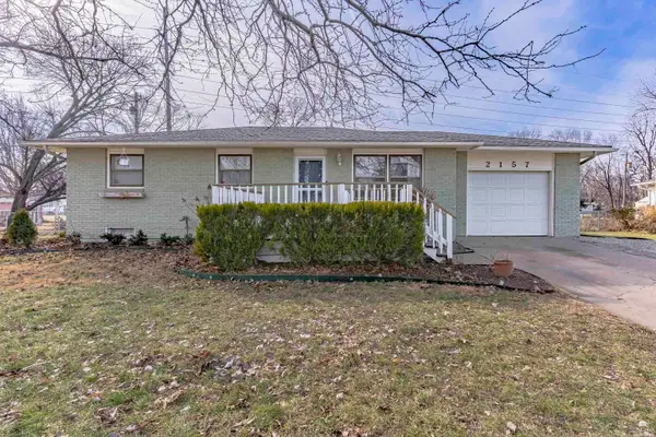 2157 Griffith Terrace, Manhattan, KS 66502