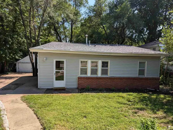 931 Claflin Street, Manhattan, KS 66502