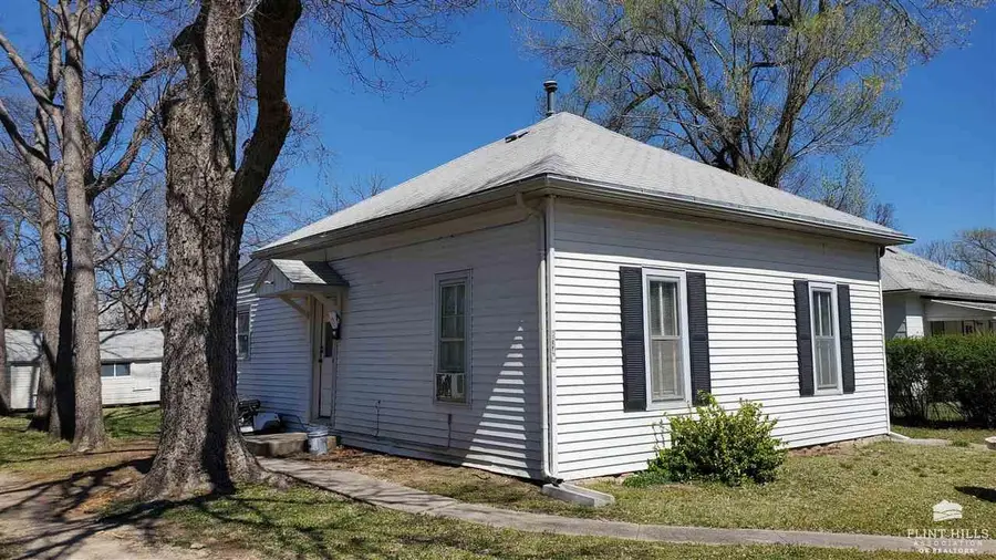 834 W 8th Street, Junction City, KS 66441 - Image #3