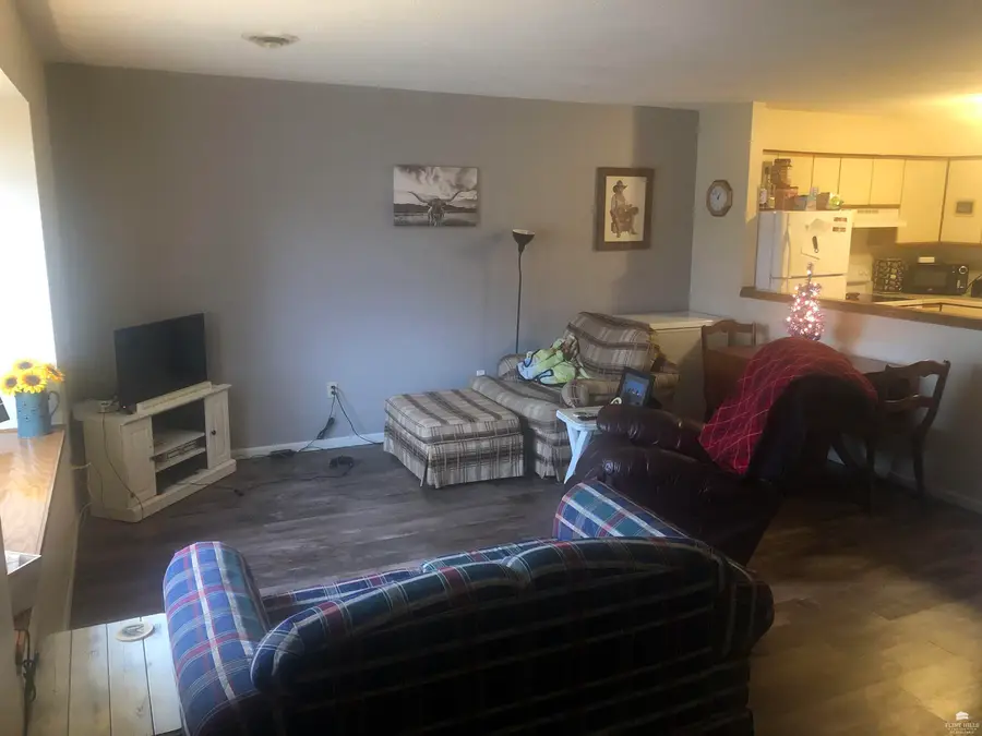 2501 Candle Crest Circle, Manhattan, KS 66503 - Image #3