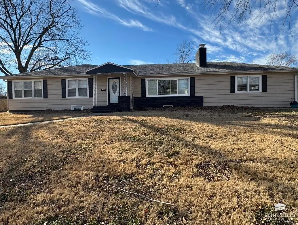 1112 N Campbell, Abilene, KS 67410 - #1