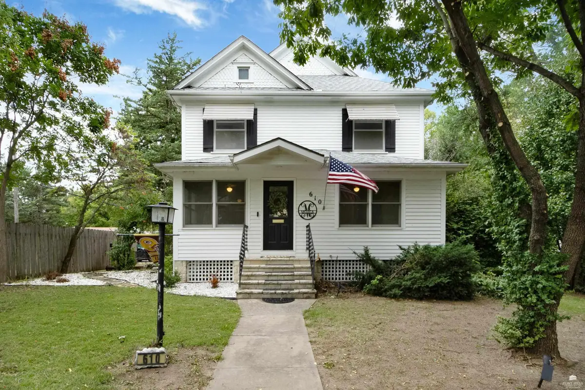 610 S Adams, Junction City, KS 66441 - #1