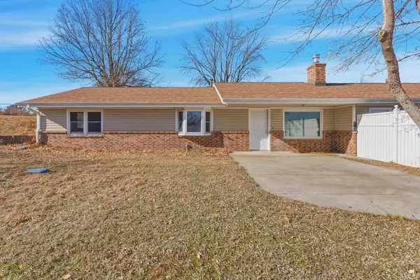 8526 Ridge Lane, Milford, KS 66514