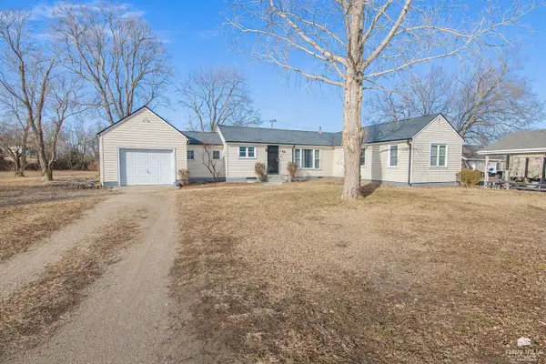 126 W 9th Street, Chapman, KS 67431