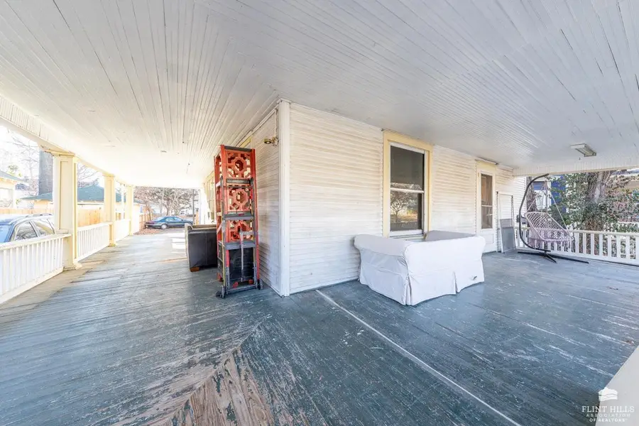 1521 Leavenworth Street, Manhattan, KS 66502 - Image #3