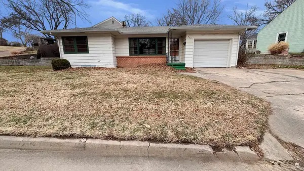 930 Elmhurst, Concordia, KS 66901