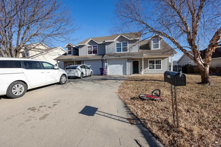 2708 Kirkwood Drive, Manhattan, KS 66502 - Image #2