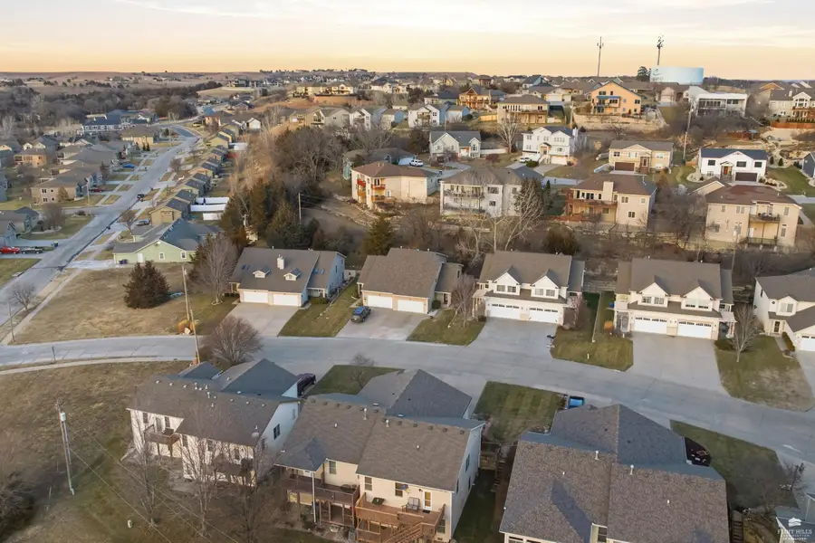 2058 Stephen Court, Manhattan, KS 66503 - Image #3