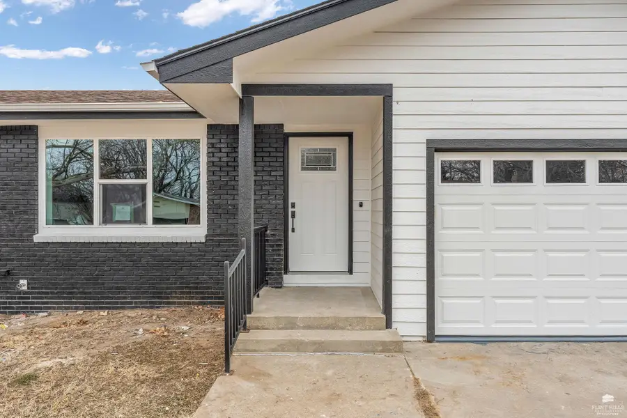 1312 Skyline, Junction City, KS 66441 - Image #3