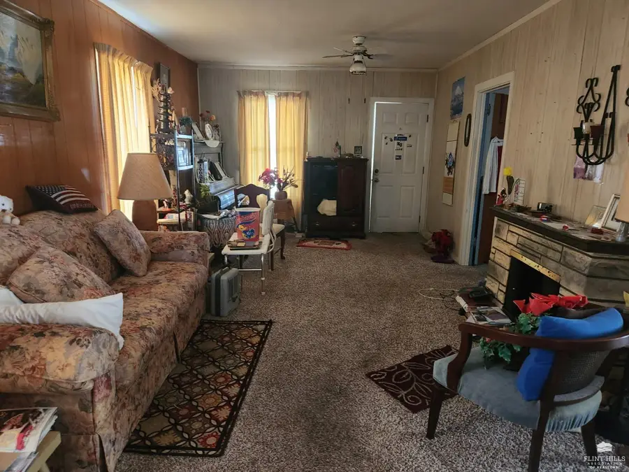 101 S G, Herington, KS 67449 - Image #3