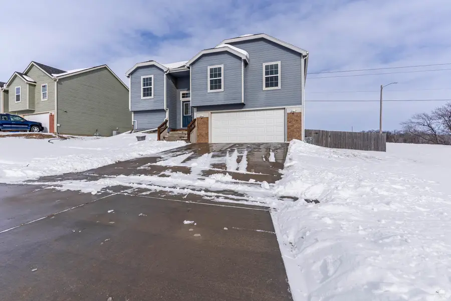 902 Bryce Drive, Junction City, KS 66441 - Image #2