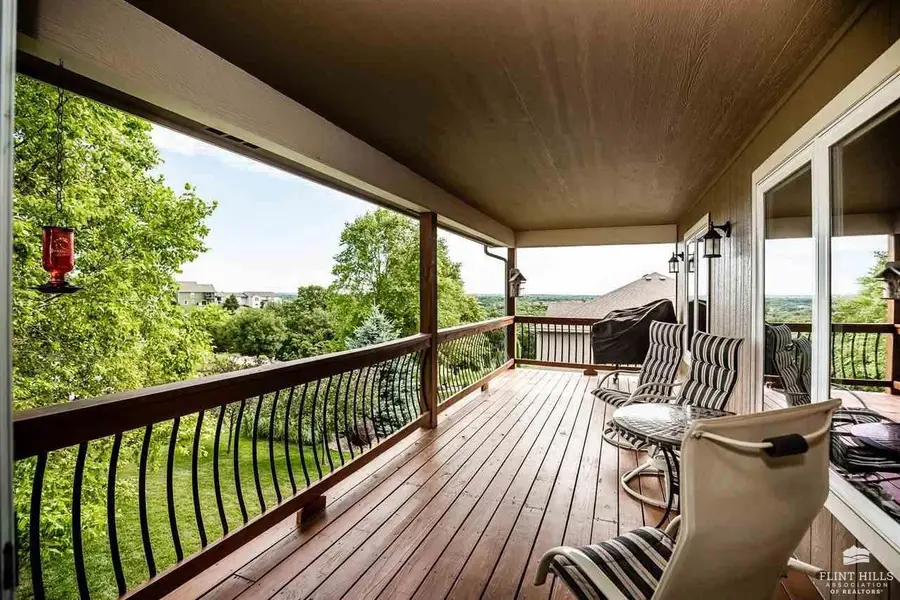 1024 Lobdell Drive, Manhattan, KS 66503 - Image #2