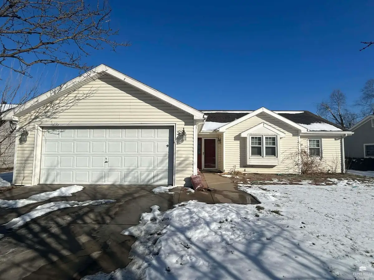 2308 Raspberry Lane, Manhattan, KS 66502 - Image #1