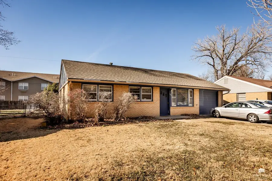 1411 Hartford Road, Manhattan, KS 66502 - Image #2
