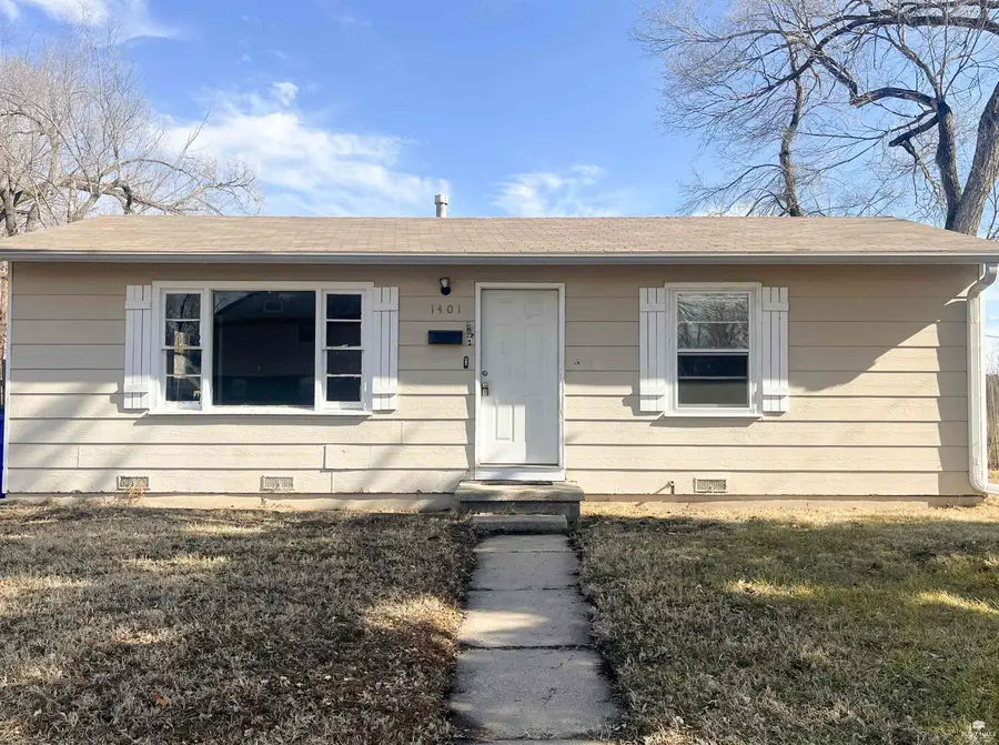 1401 N Eisenhower Dr, Junction City, KS 66441 - #2