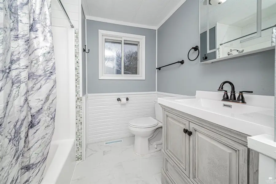 224 S Bluff Street, Enterprise, KS 67441 - #3