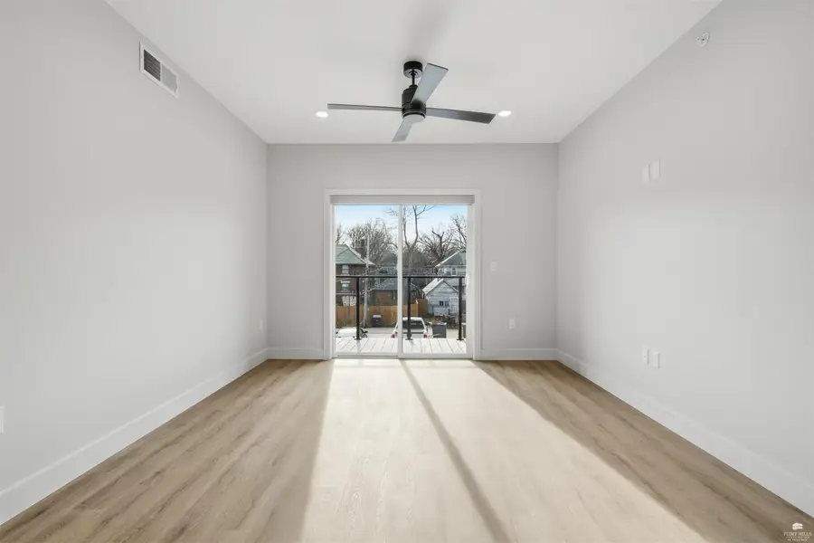 1207 Poyntz Avenue #104, Manhattan, KS 66502 - Image #3