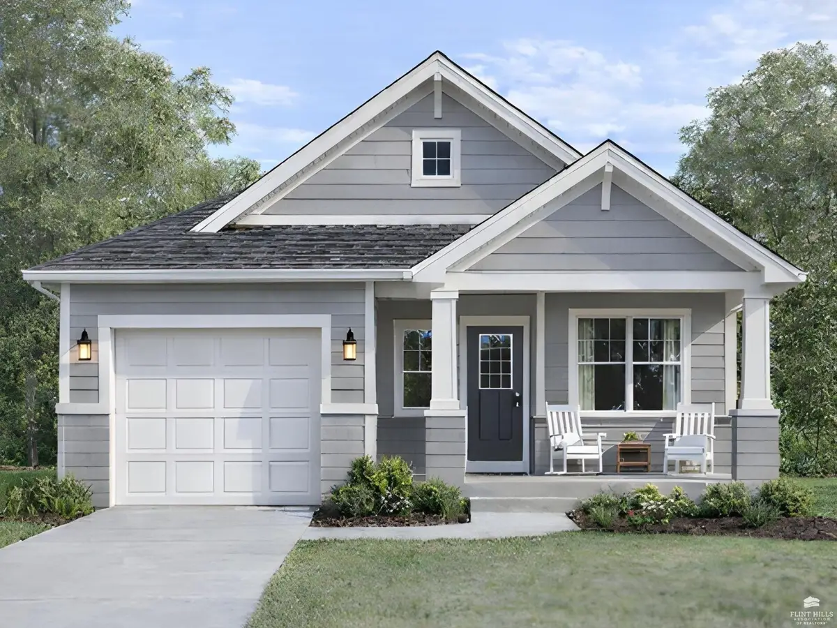 815 14th Street, Wamego, KS 66547 - #1