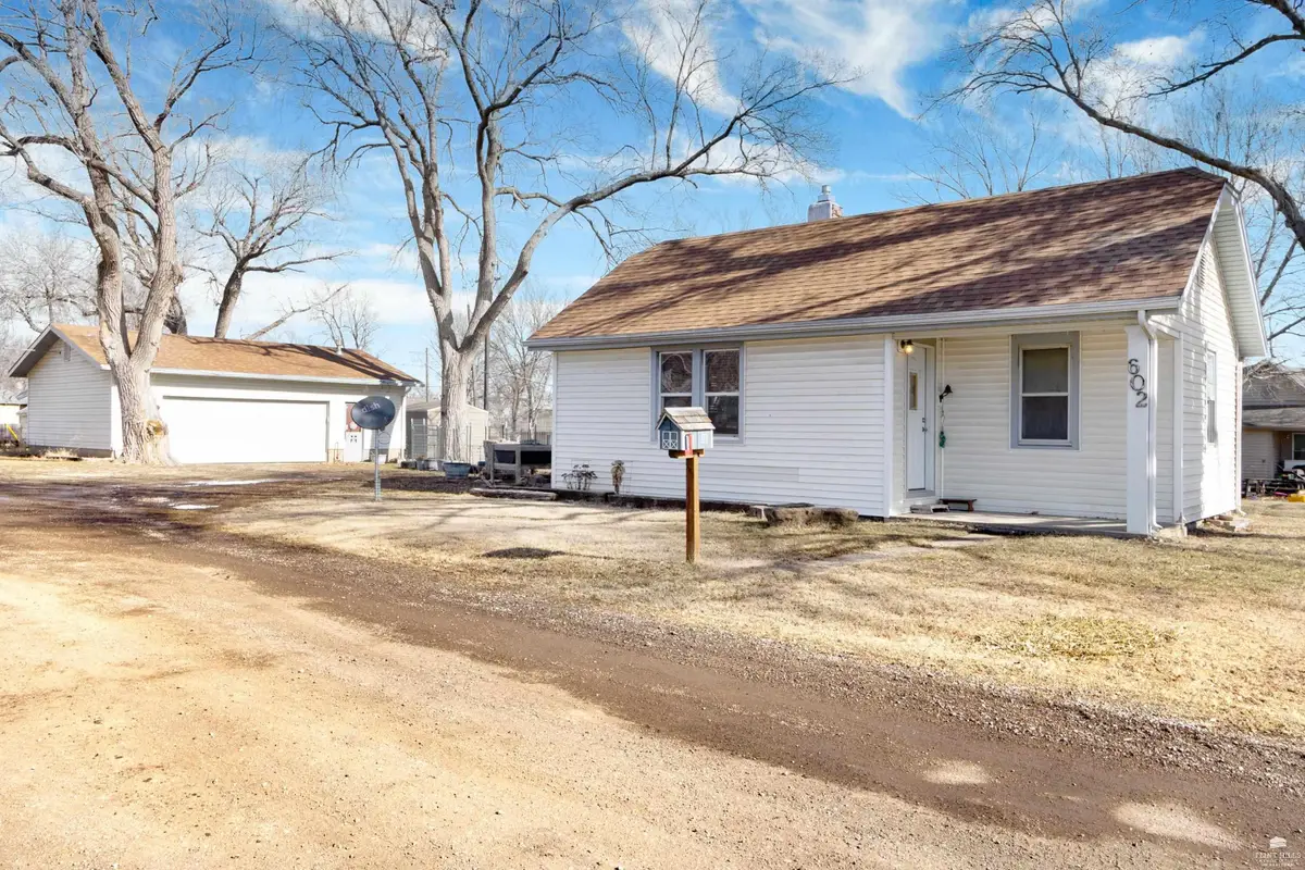 602 14th Street, Clay Center, KS 67432 - #1