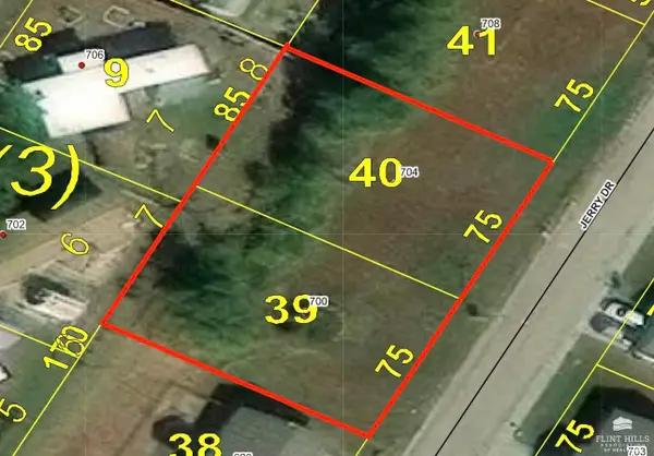 700 & 704 Jerry Drive, Junction City, KS 66441