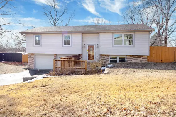 719 W 5th Street, Chapman, KS 67431