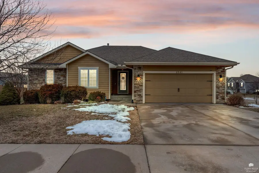 4541 Periwinkle Drive, Manhattan, KS 66502 - #2