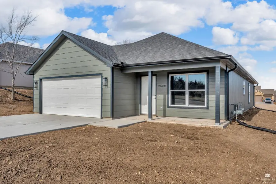 2528 Sawmill Road, Junction City, KS 66441 - #2