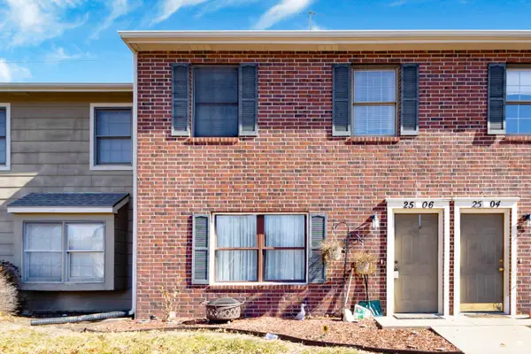 2506 Candle Crest Circle, Manhattan, KS 66503