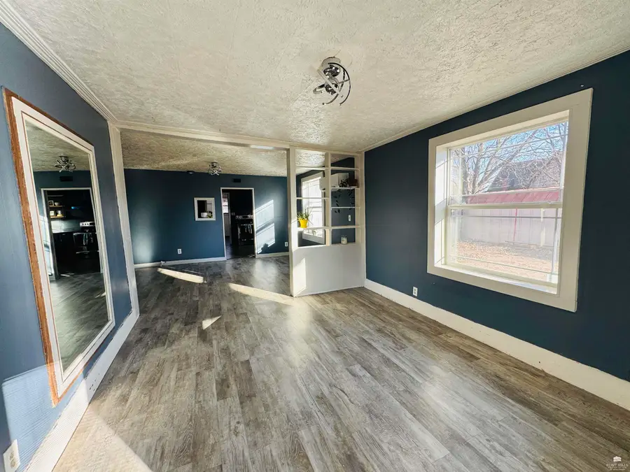 1014 3rd Street, Clay Center, KS 67432 - #2