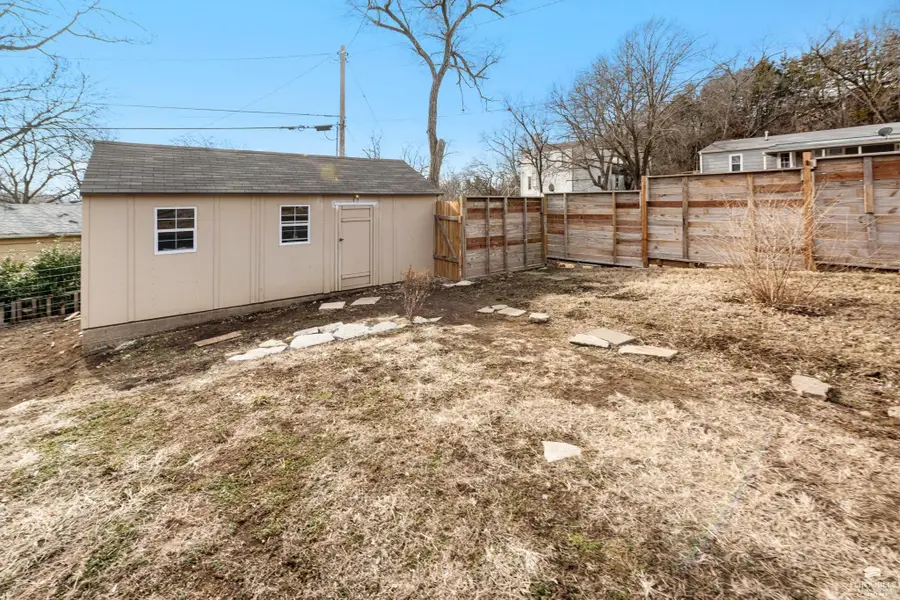 2129 Walnut Drive, Manhattan, KS 66502 - #3