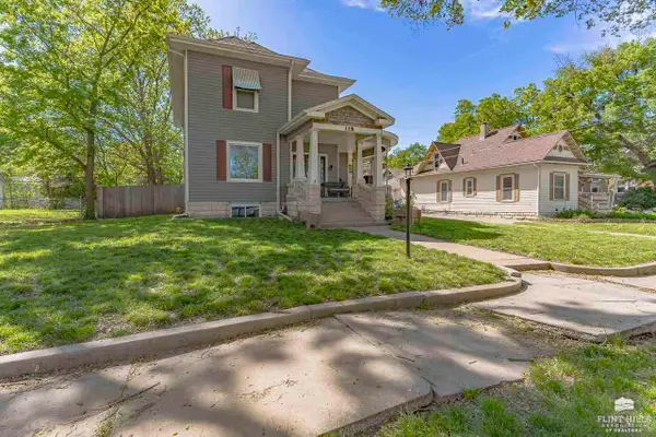 118 S Jefferson Street, Junction City, KS 66441