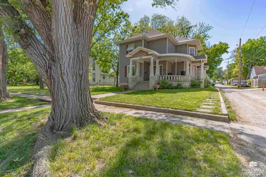 118 S Jefferson Street, Junction City, KS 66441 - #2