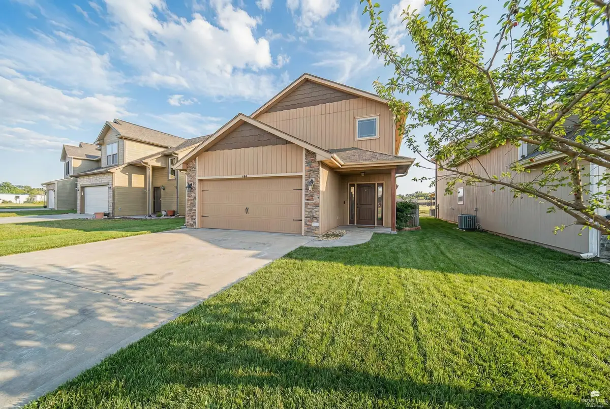 809 14th Street, Wamego, KS 66547 - #1