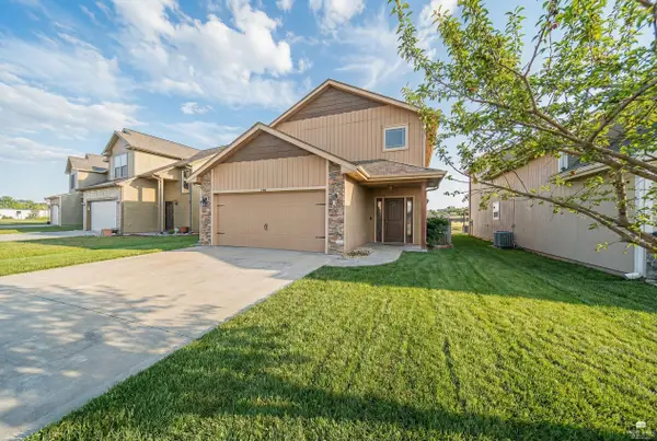 809 14th Street, Wamego, KS 66547