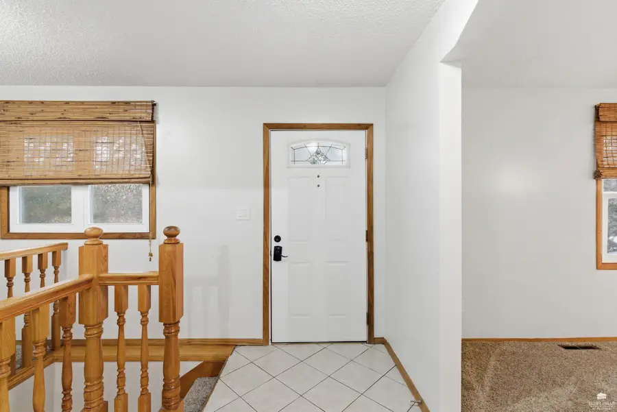 2412 Anderson Avenue, Manhattan, KS 66502 - #3