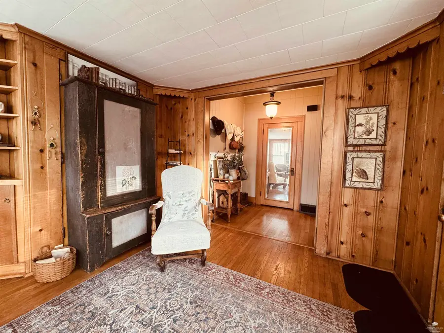 415 Blunt, Clay Center, KS 67432 - #3