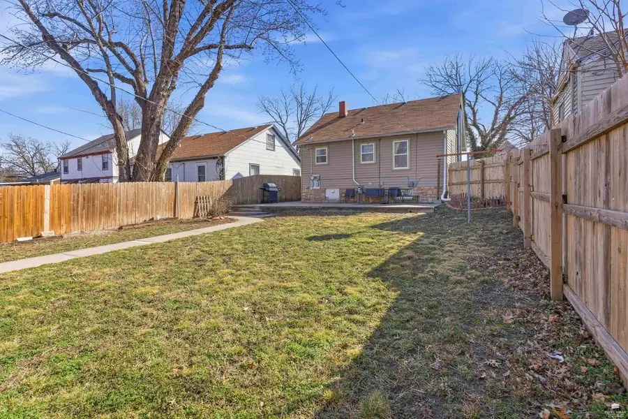 232 W Chestnut Street, Junction City, KS 66441 - #2